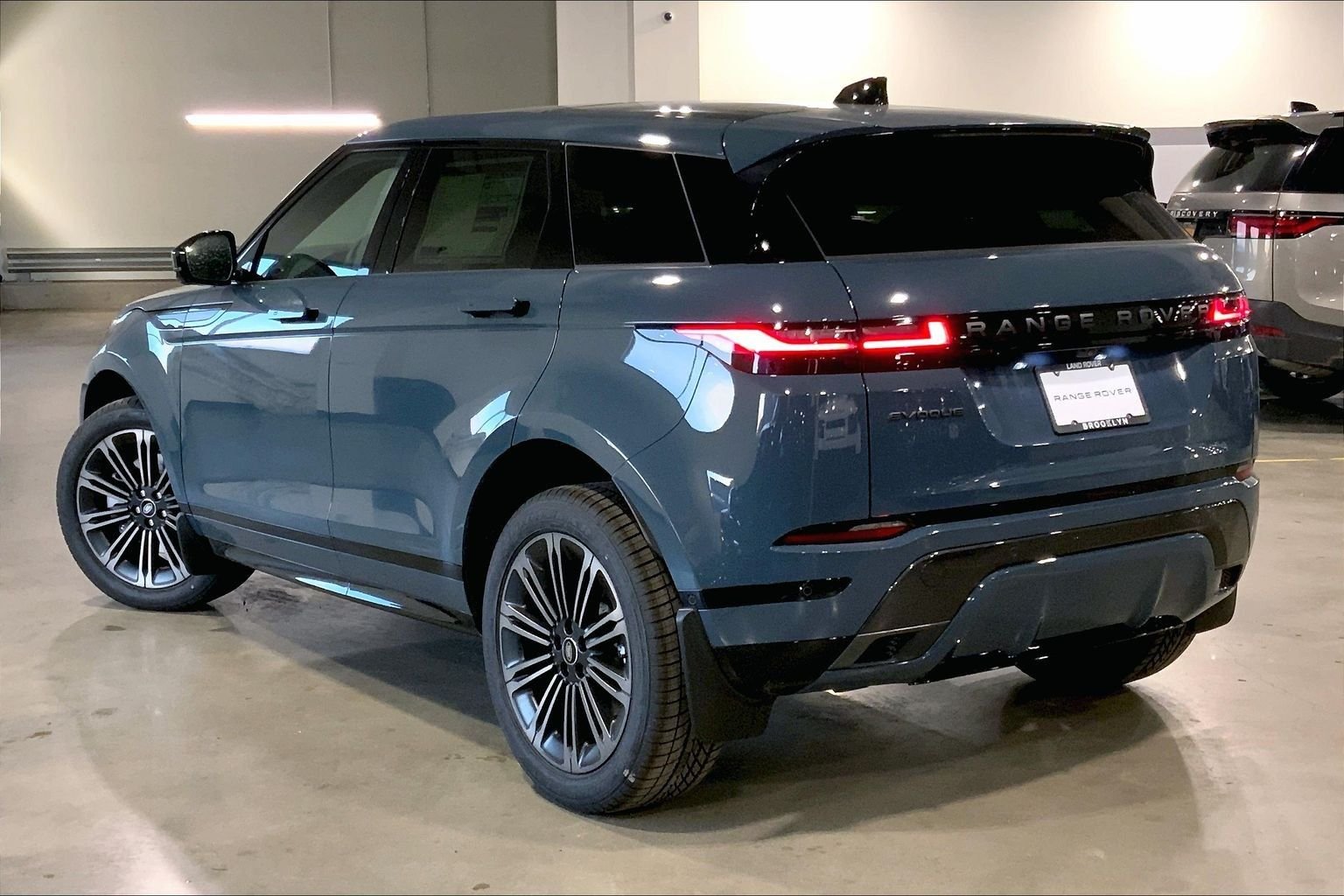 2026 Land Rover Range Rover Evoque Dynamic SE - Photo 12