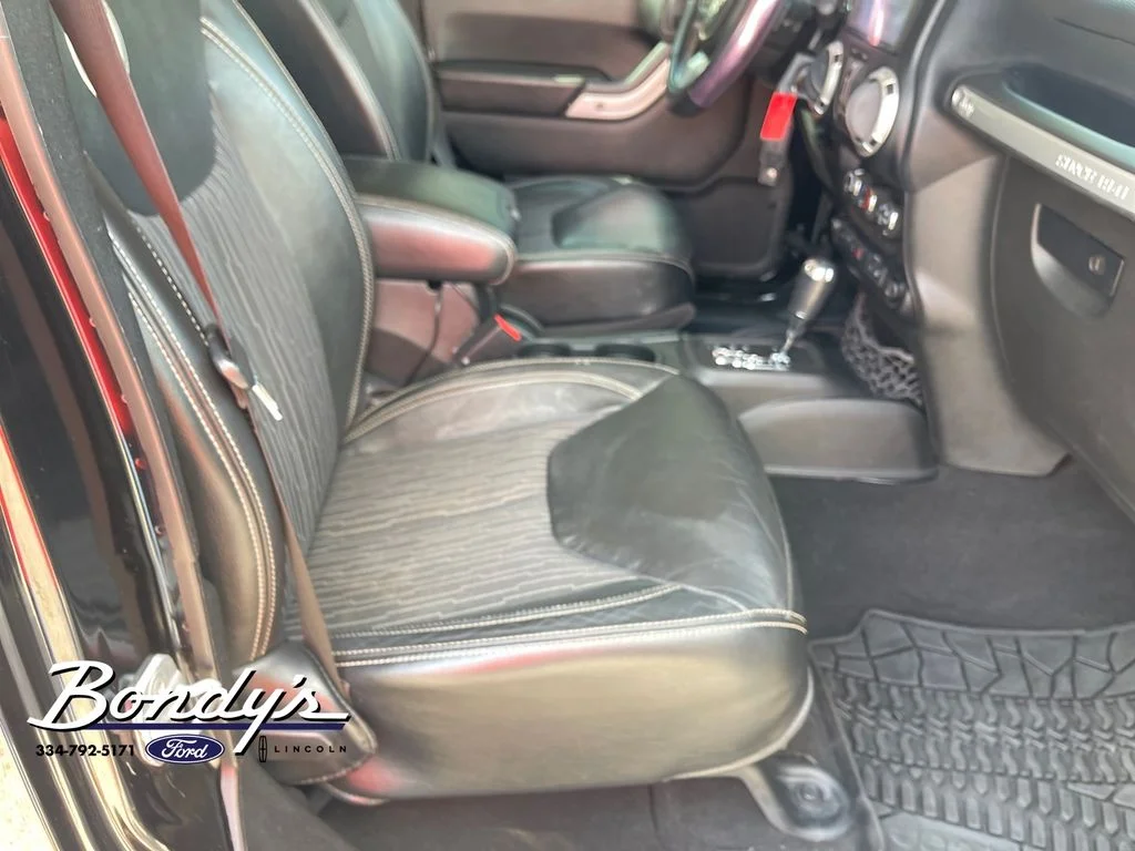 Used 2013 Black Clearcoat Jeep Unlimited Sport image 18