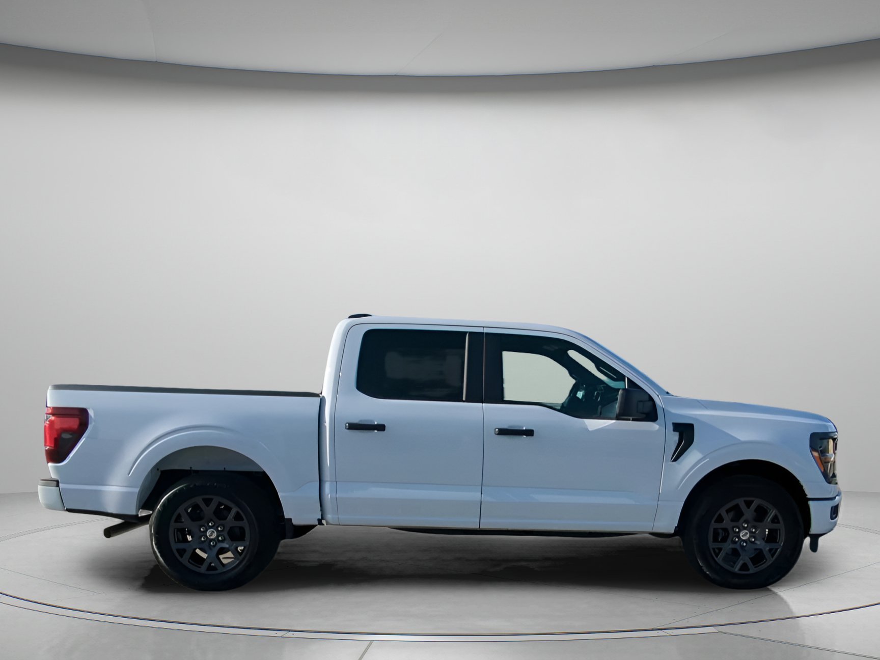 New 2026 Oxford White Ford STX® image 29