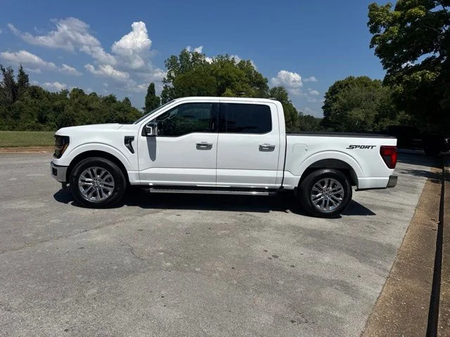 Used 2024 White Ford XLT image 4