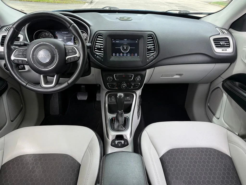 Certified Used 2019 Blue Jeep Latitude image 11