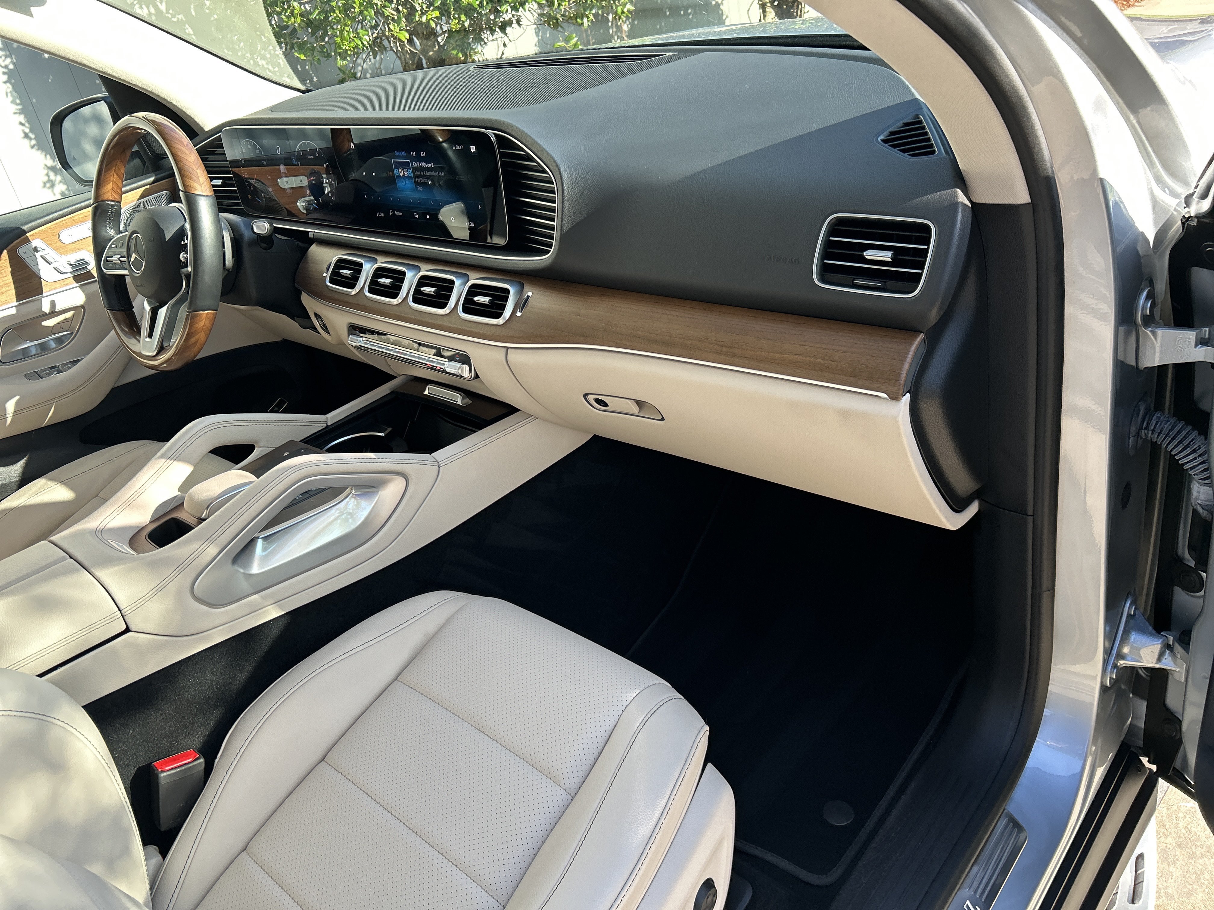 Certified Used 2022 Cirrus Silver Metallic Mercedes-Benz GLE 350 SUV image 47