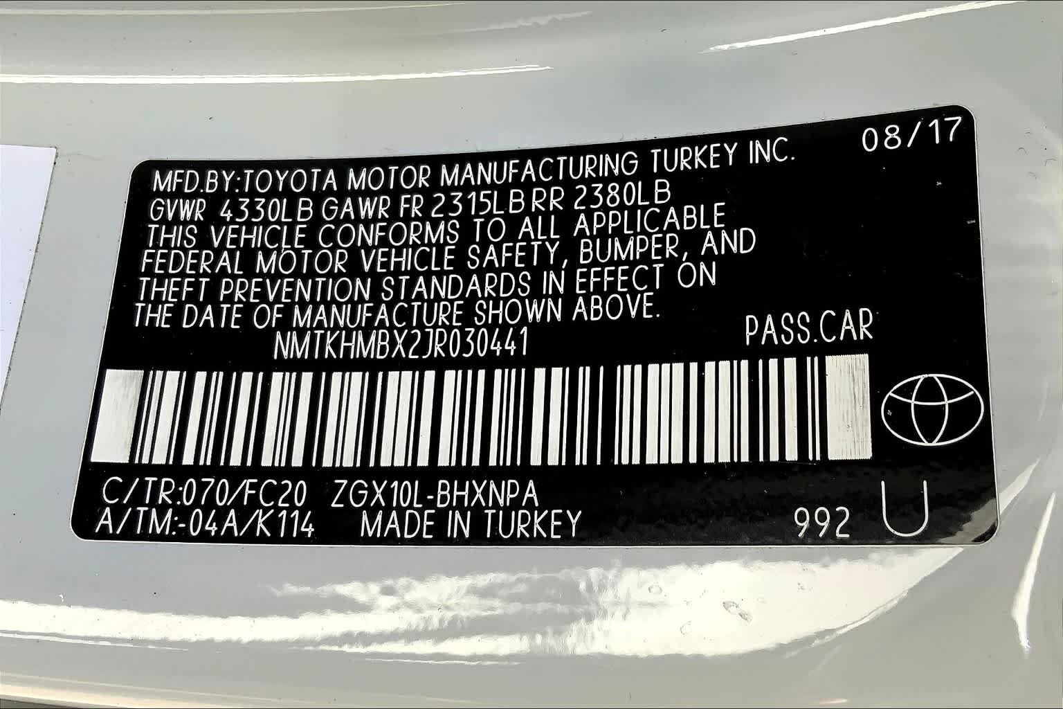 Used 2018 Blizzard Pearl Toyota XLE image 29