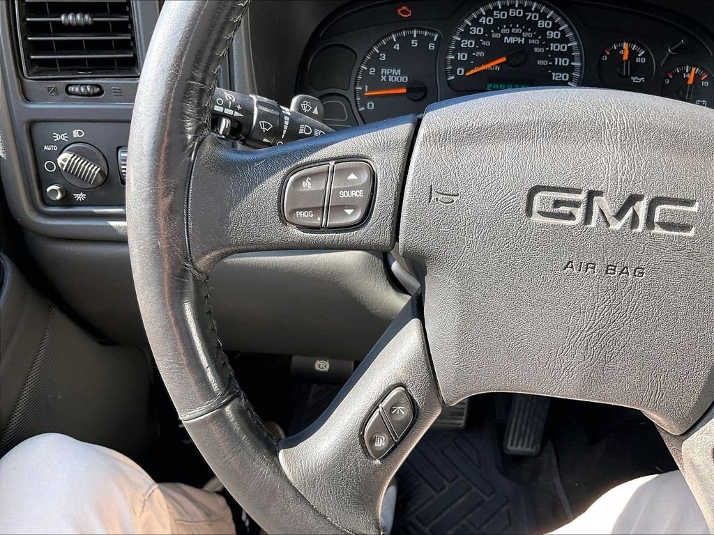 Used 2005 Silver Birch Metallic GMC SLE image 21