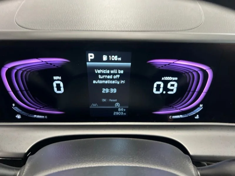 Used 2025 White Kia S image 26