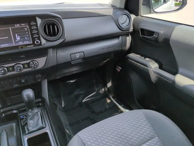 Certified Used 2022 White Toyota SR image 17