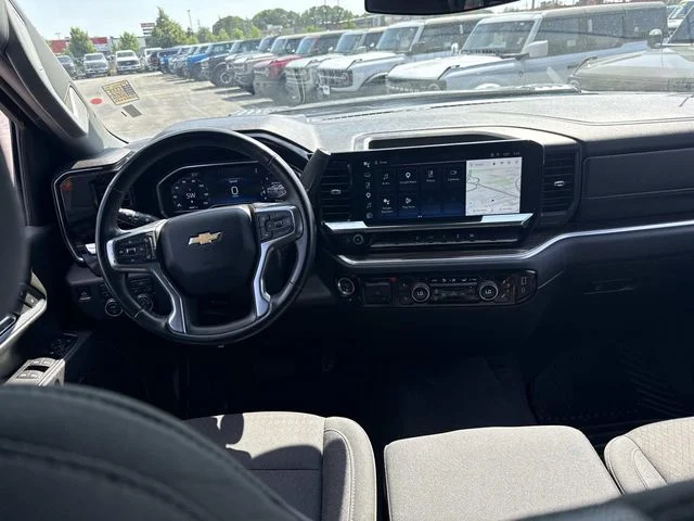 Used 2025 Black Chevrolet LT image 20