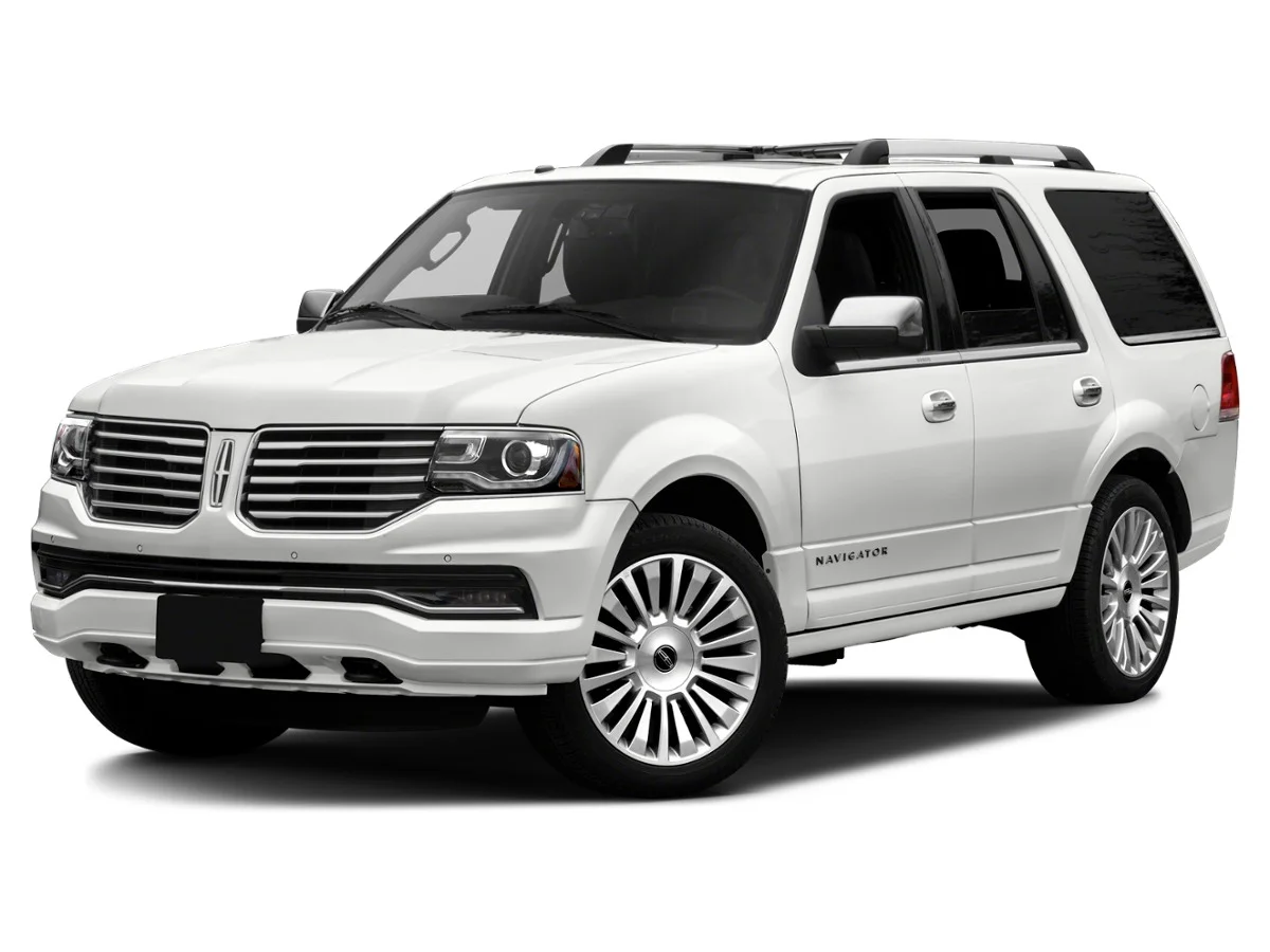 Used 2017 Black Lincoln Reserve image 1