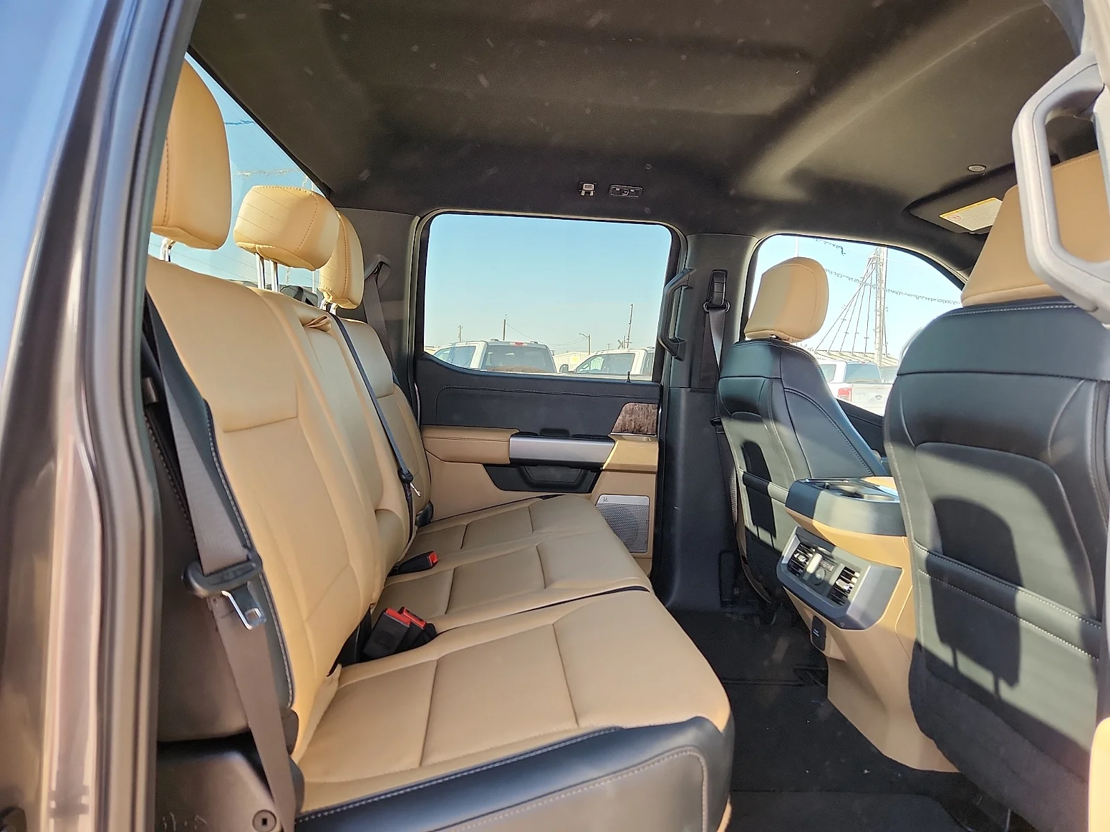 New 2026 Carbonized Gray Metallic Ford Lariat image 19