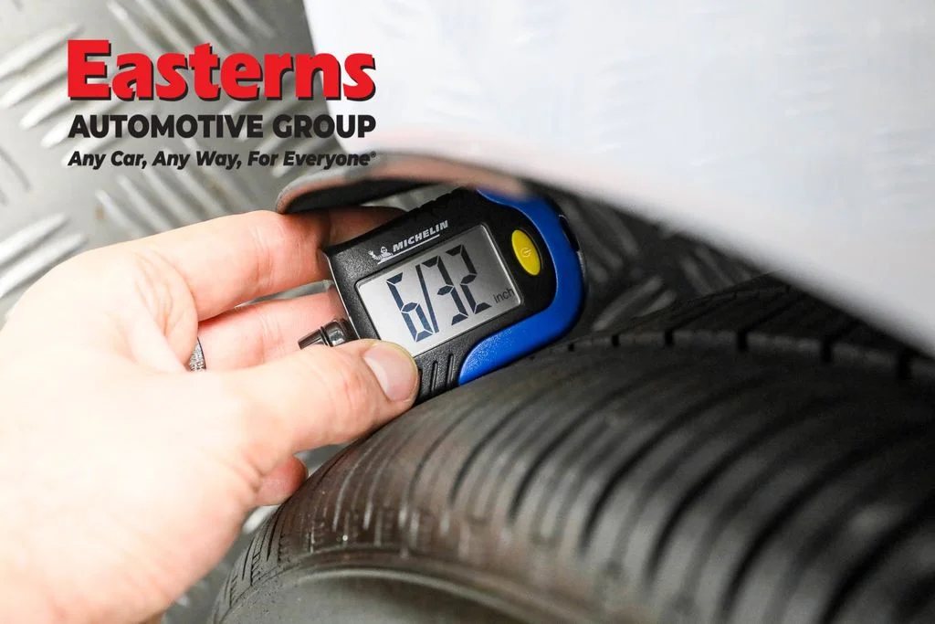 Used 2023 Gray Nissan 2.0 SR image 25