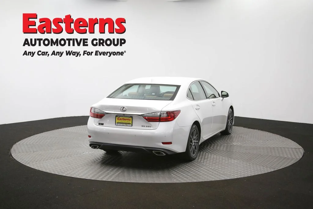 Used 2017 White Lexus 350 image 44