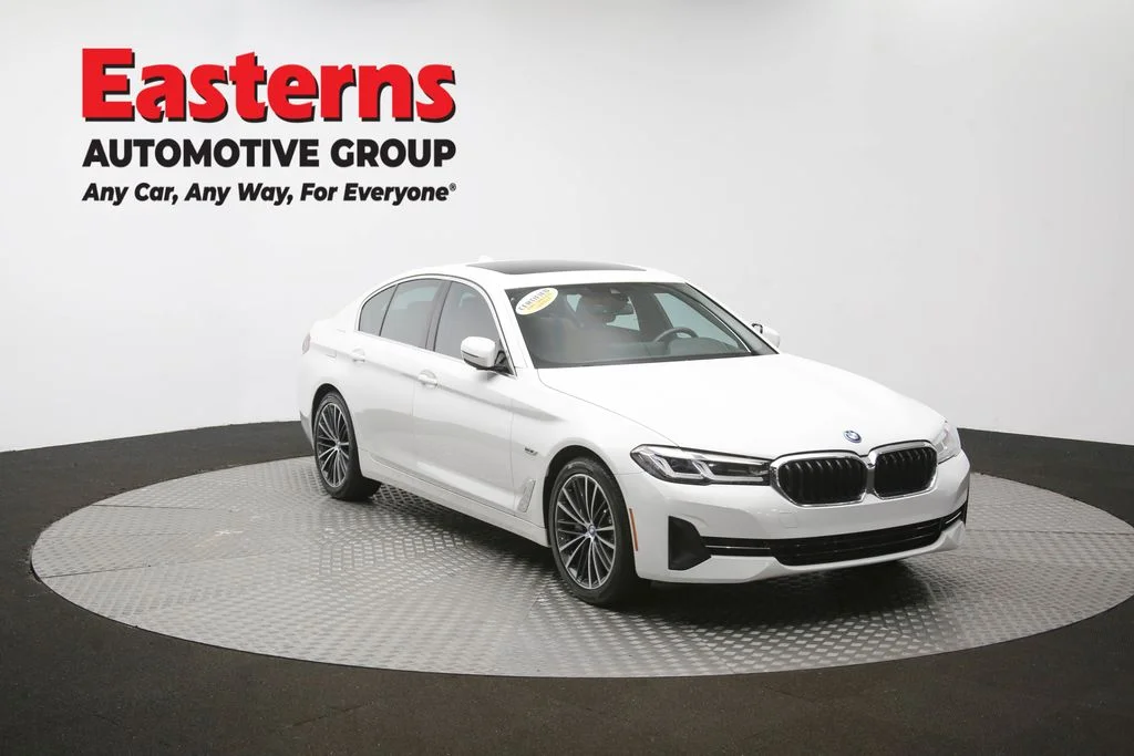 Used 2023 White BMW 530e iPerformance image 54