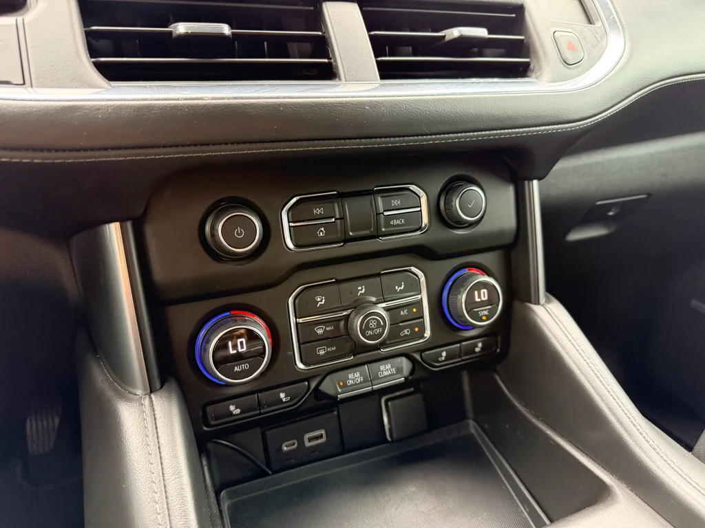 Used 2022 Evergreen Gray Metallic Chevrolet LT image 18
