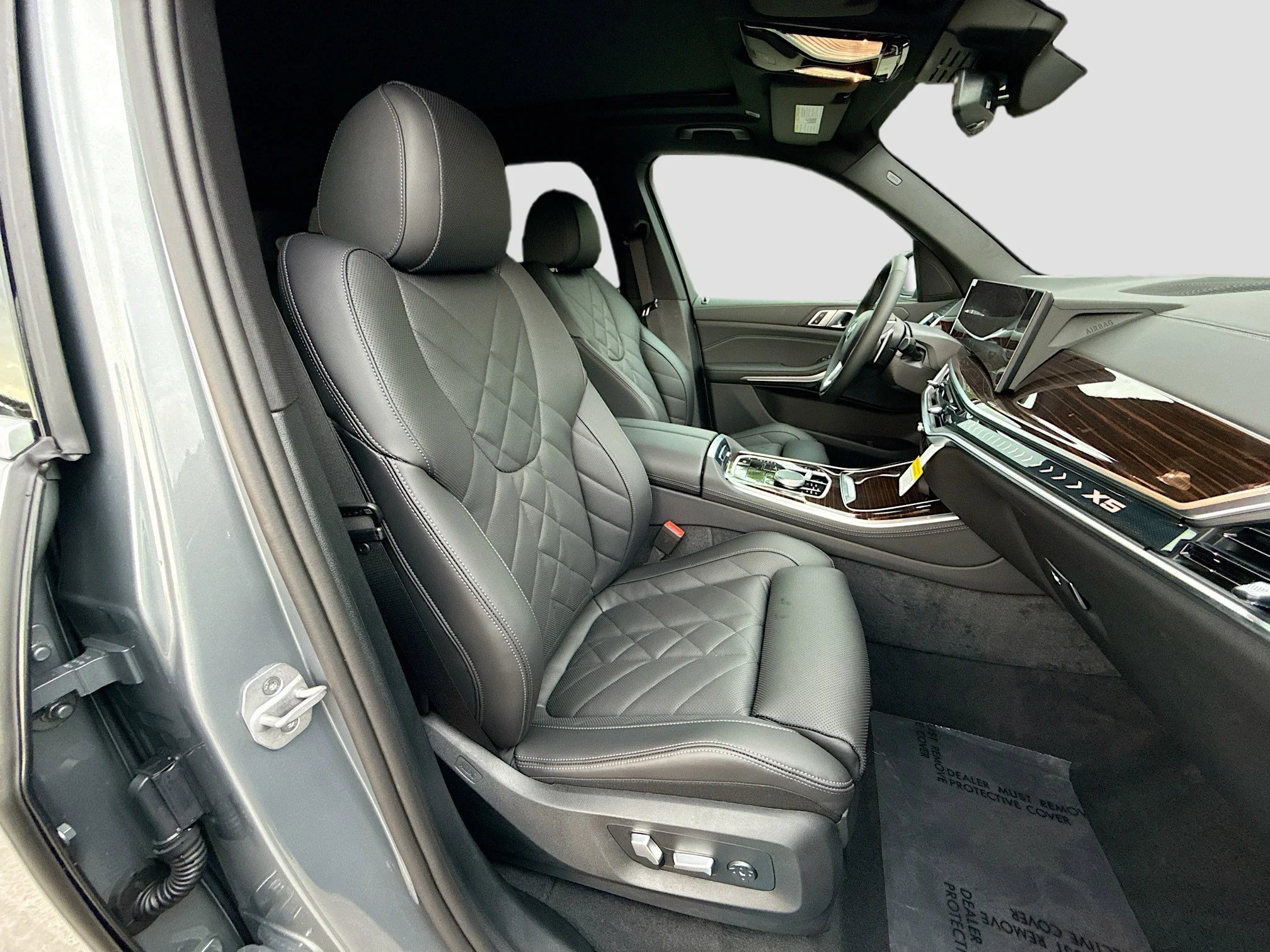 New 2026 Skyscraper Grey Metallic BMW sDrive40i image 15