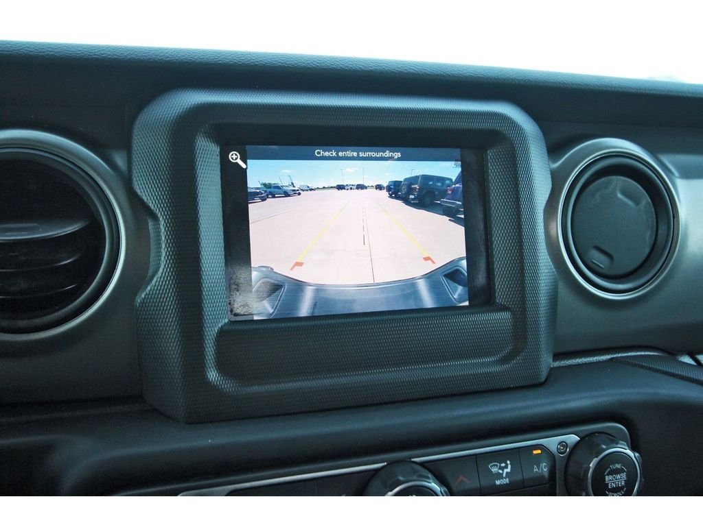 Used 2022 Black Jeep Willys image 23
