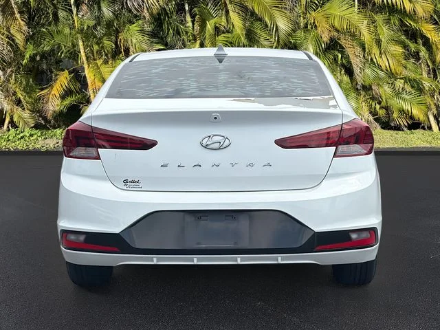 Used 2019 White Hyundai SEL image 6