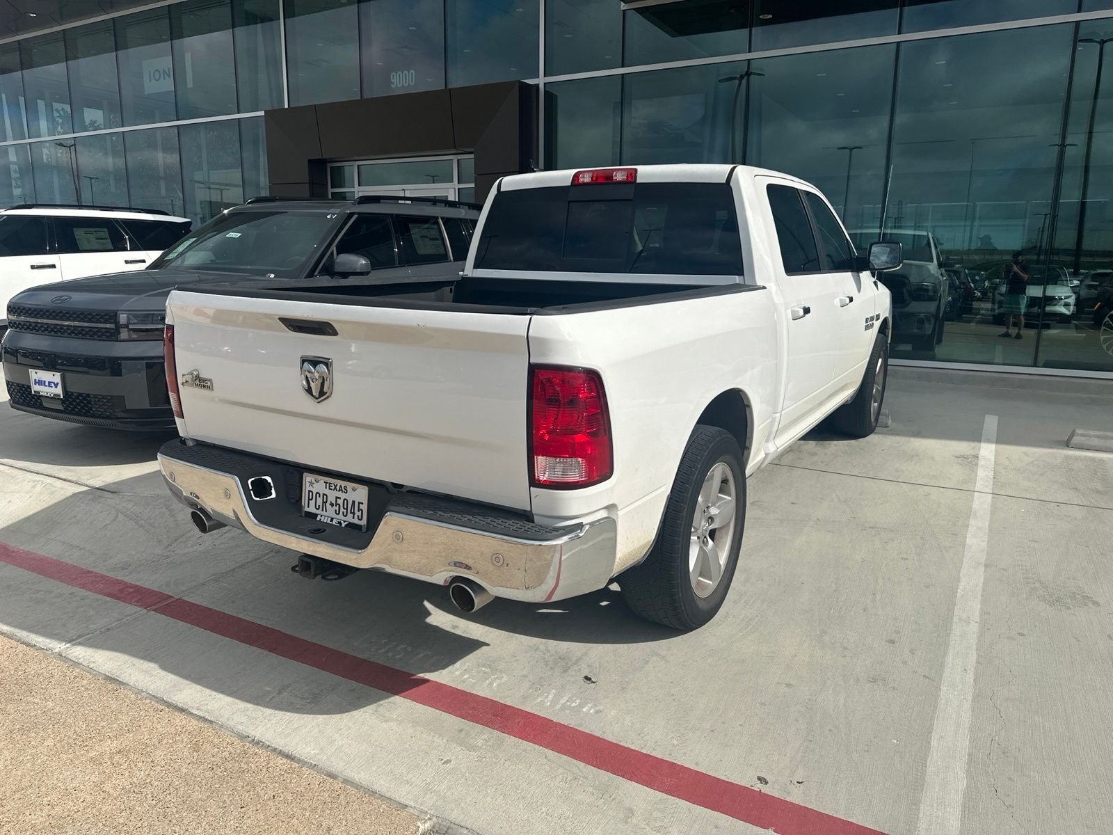 Used 2015 Bright White Clearcoat Ram Big Horn image 7
