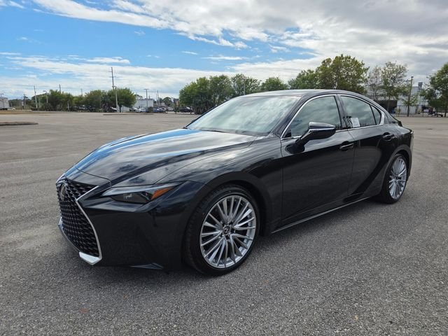 2025 Lexus IS 300 - Photo 7