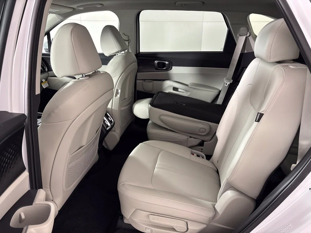 New 2026 Glacial White Pearl Kia EX image 26