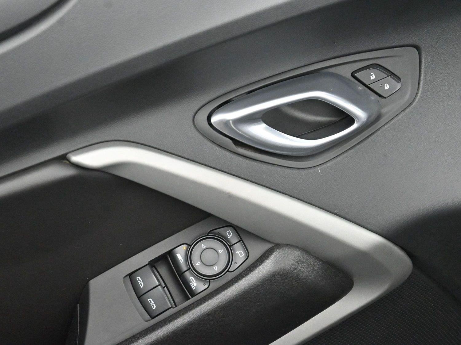Used 2018 Black Chevrolet 1SS image 10