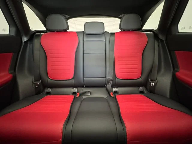 New 2026 Black Mercedes-Benz GLC 300 image 7