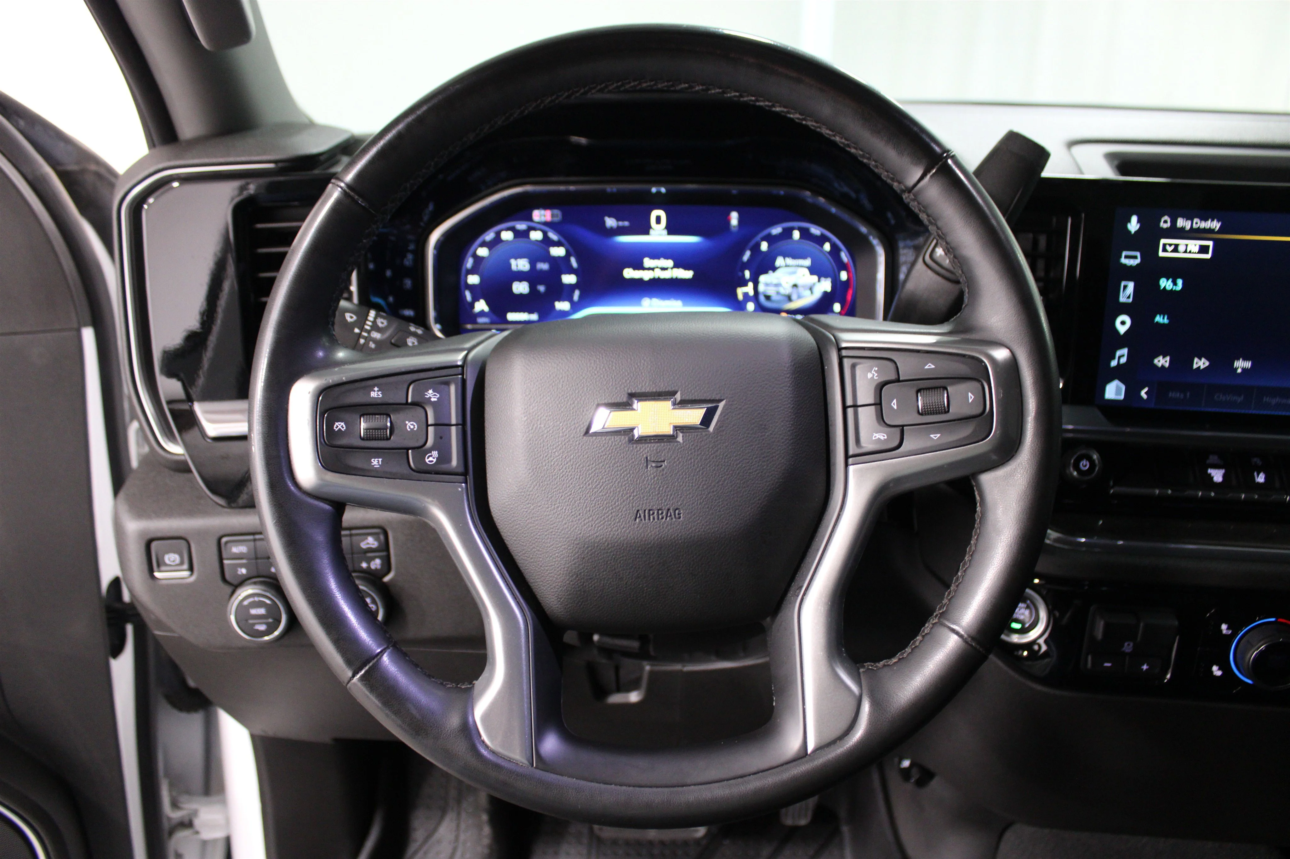2024 Chevrolet Silverado 2500HD LTZ - Photo 9