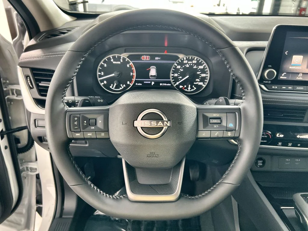 New 2026 Everest White Pearl TriCoat Nissan SV image 11