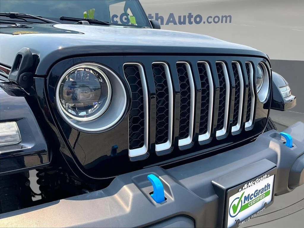 Used 2023 Black Jeep Sahara 4xe image 32