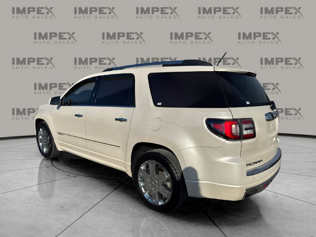 Used 2015 White GMC Denali image 3