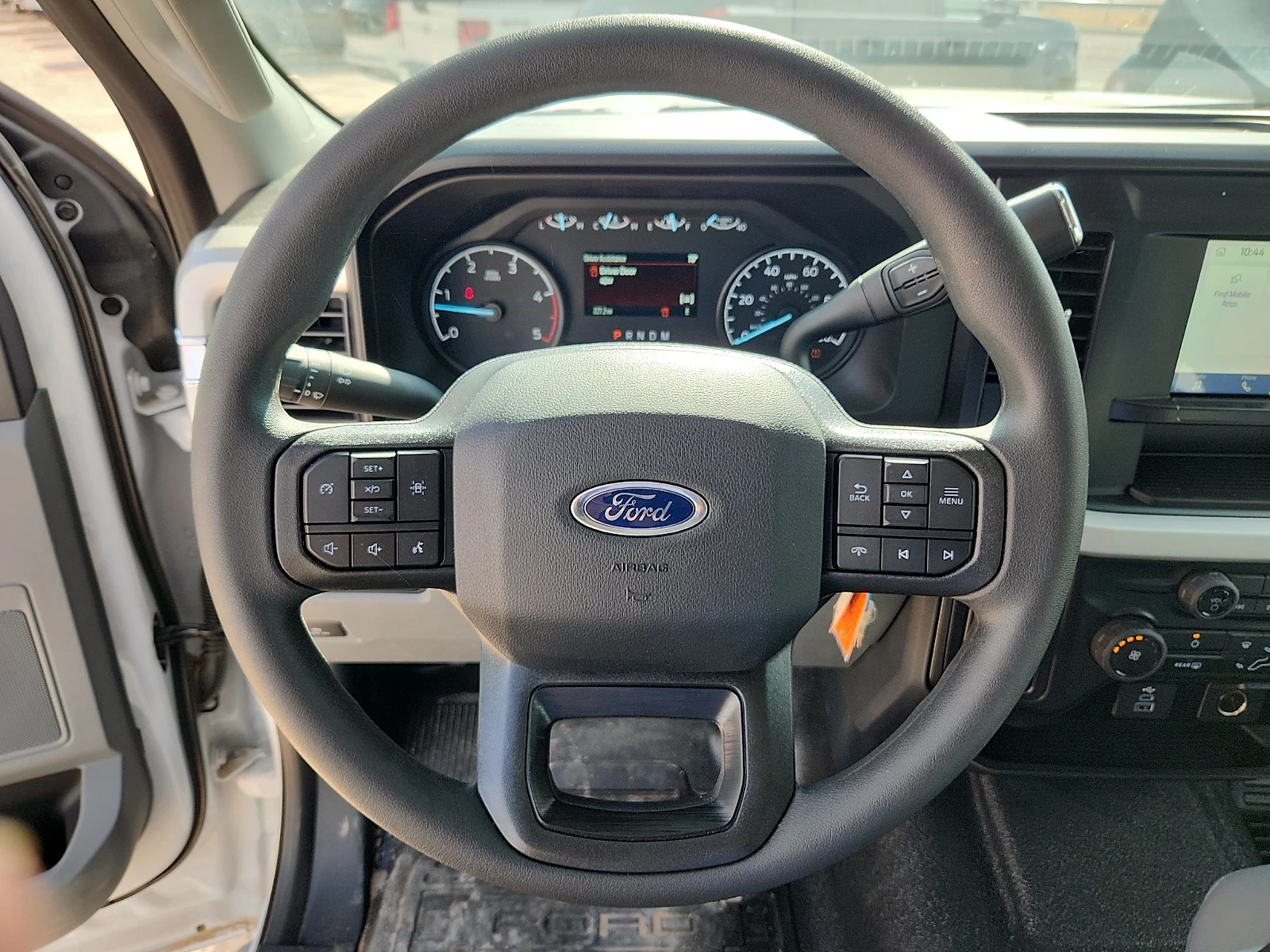 New 2026 Oxford White Ford XL image 21