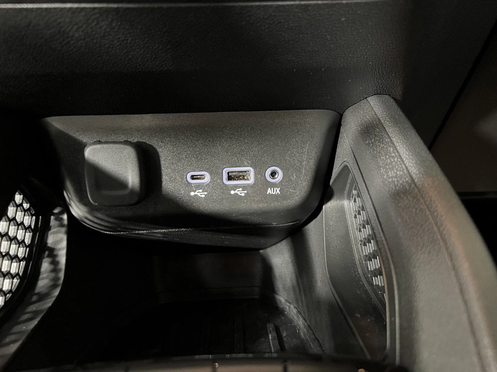 Used 2023 Summit White Chevrolet LT image 21