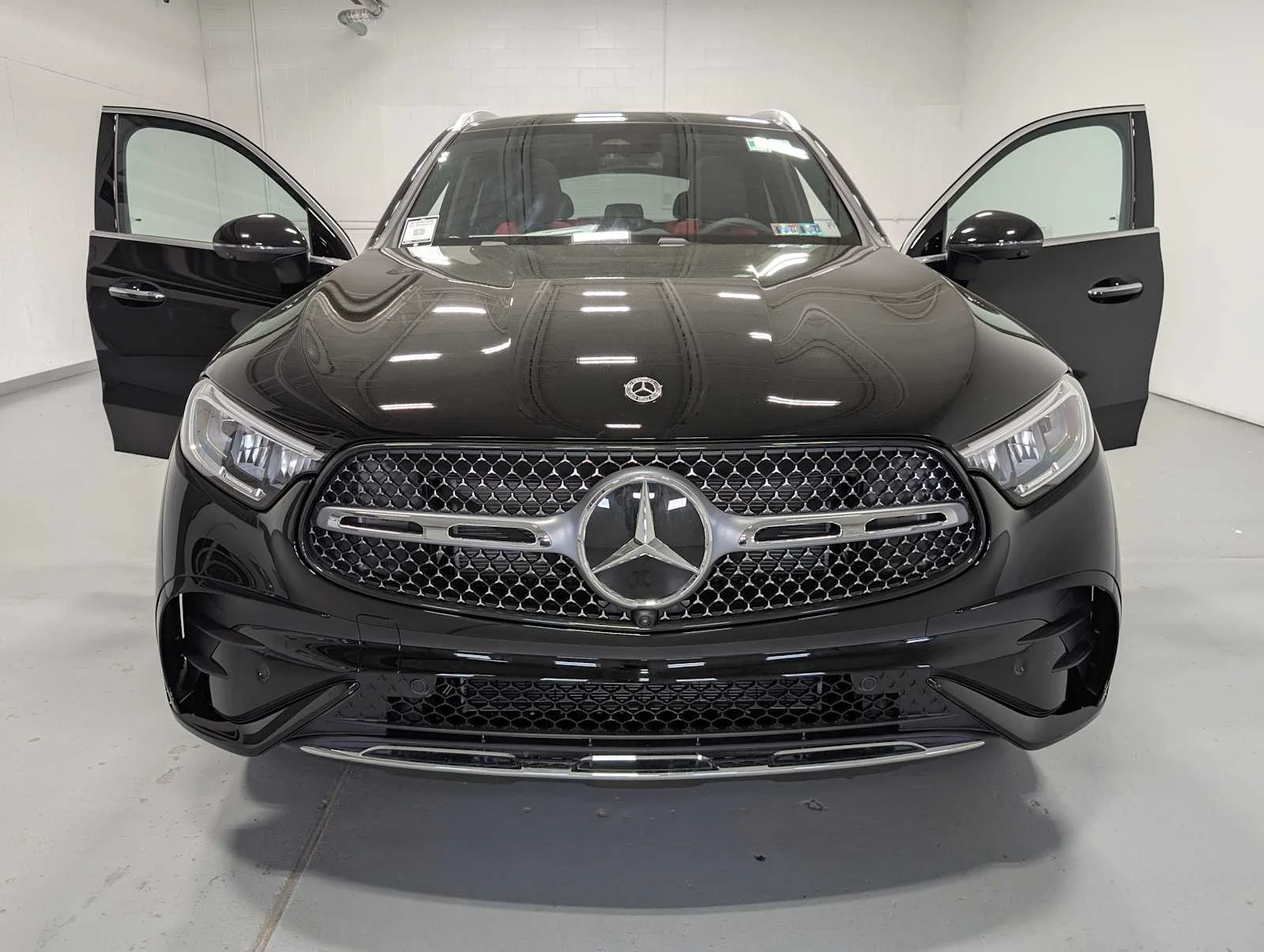 New 2026  Mercedes-Benz GLC 300 image 13