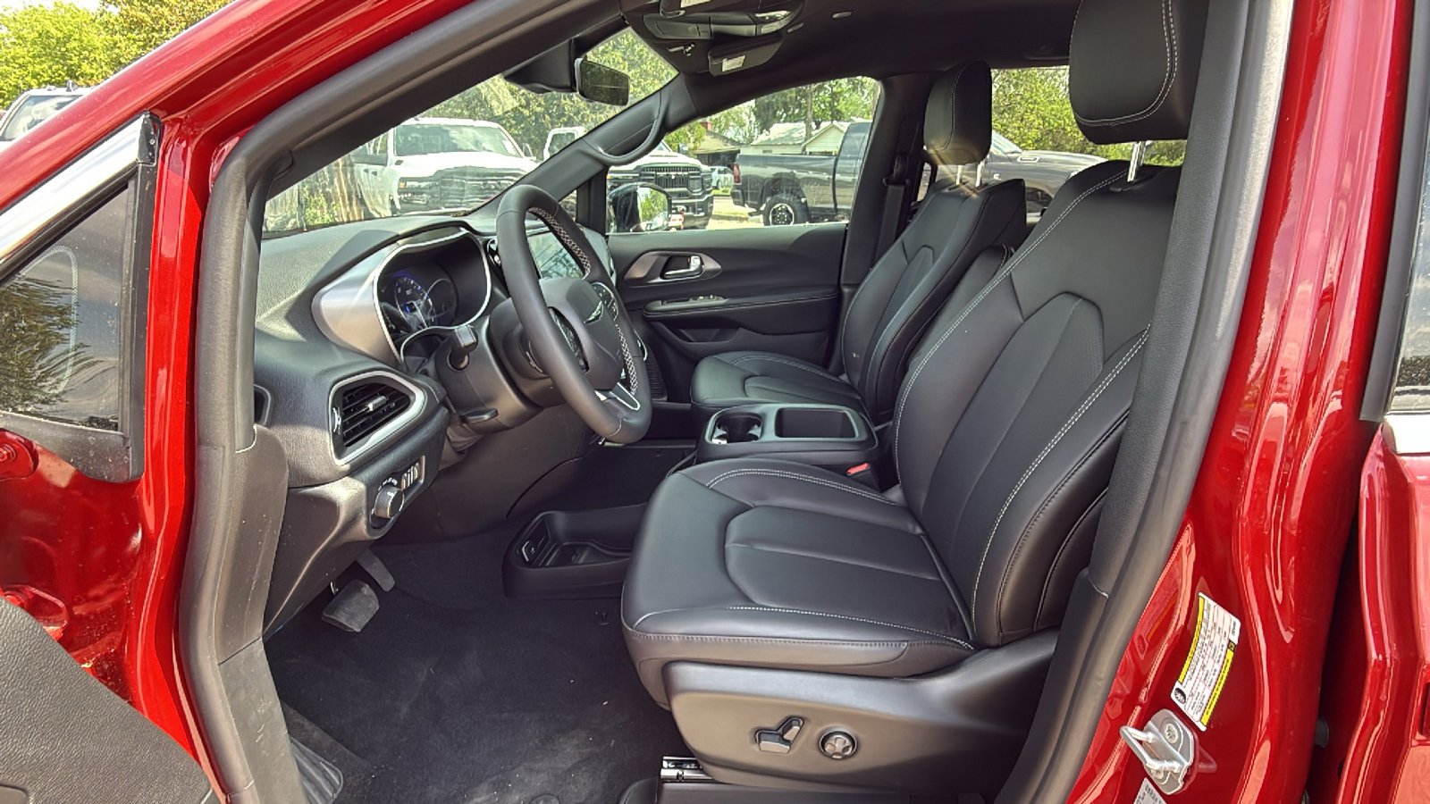 New 2026 Red Hot Pearl-Coat Exterior Paint Chrysler LX image 10