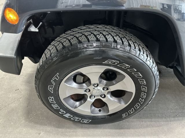 Certified Used 2018 Black Jeep Sahara image 23