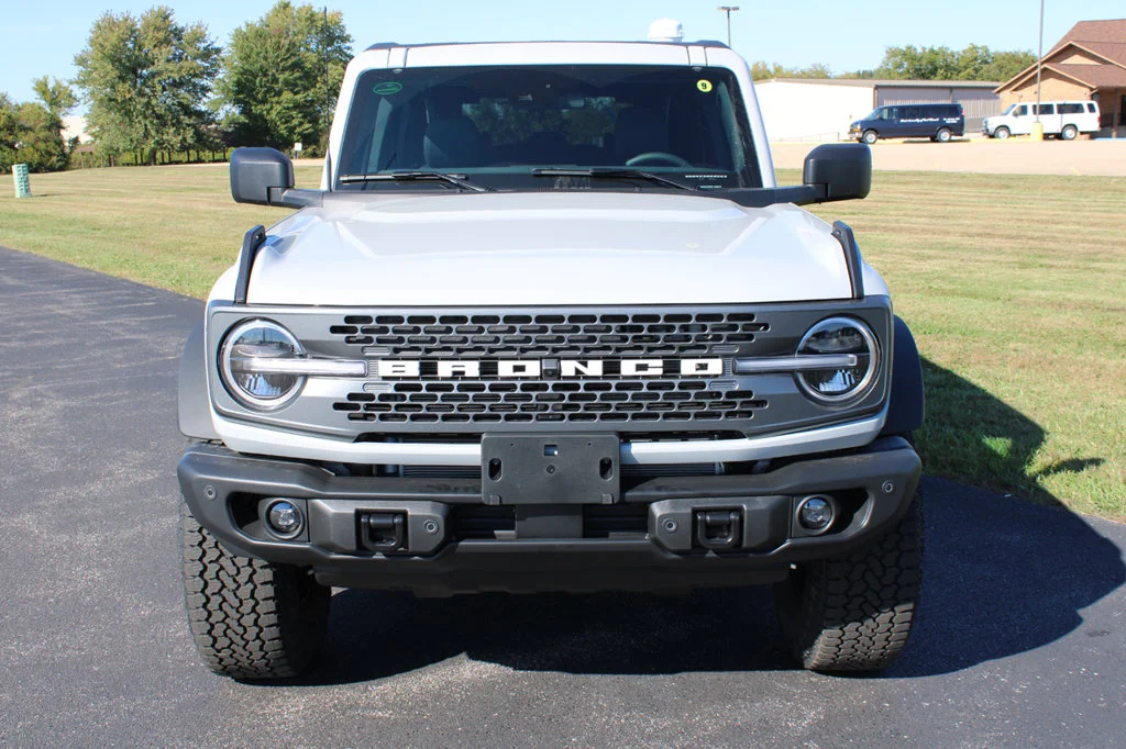New 2026 Avalanche Gray Ford Badlands® image 2