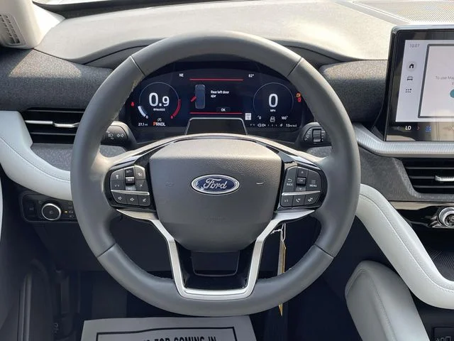 New 2026 Space White Metallic Ford Platinum™ image 16