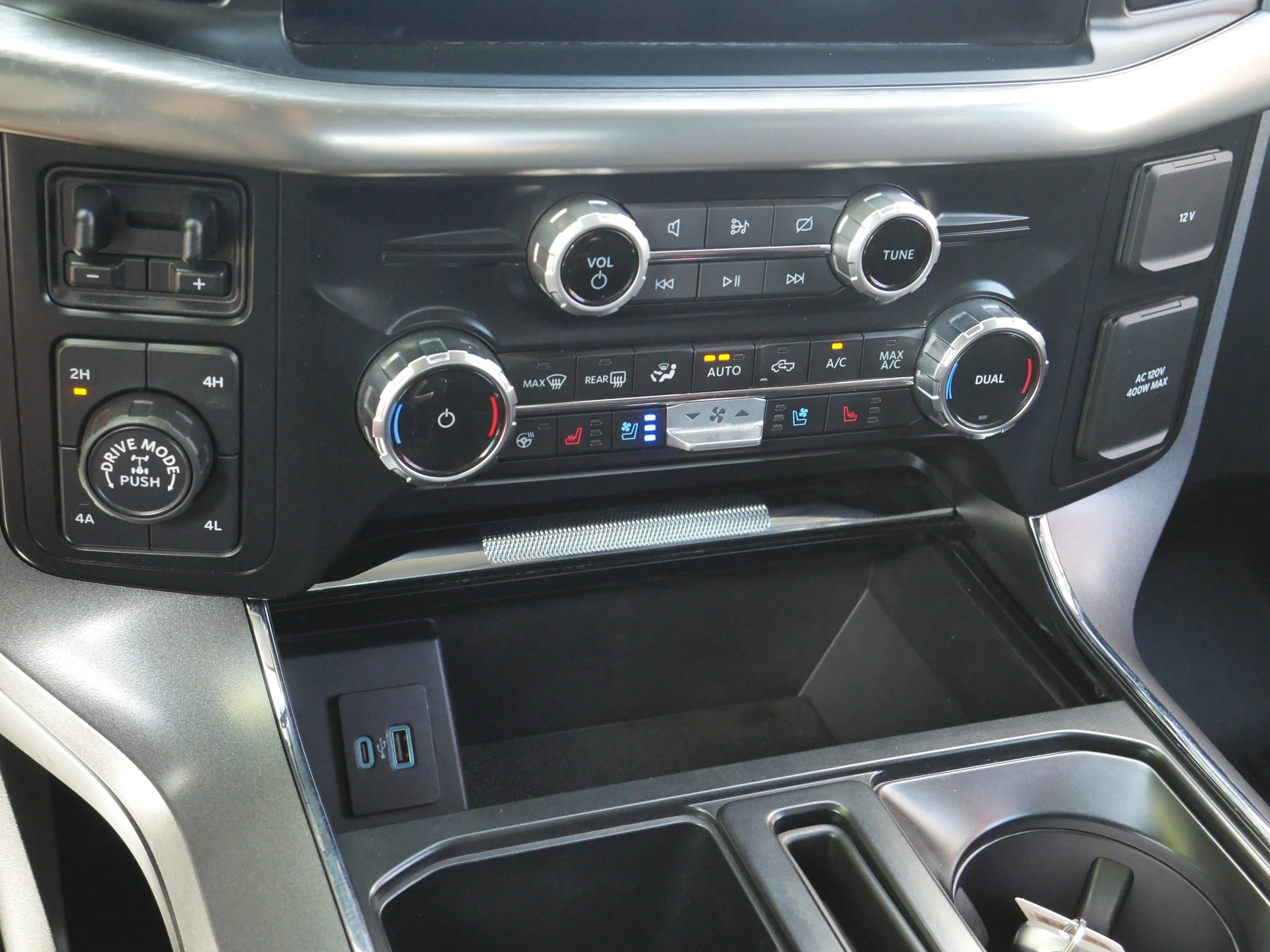 Certified Used 2023 White Ford LARIAT image 16