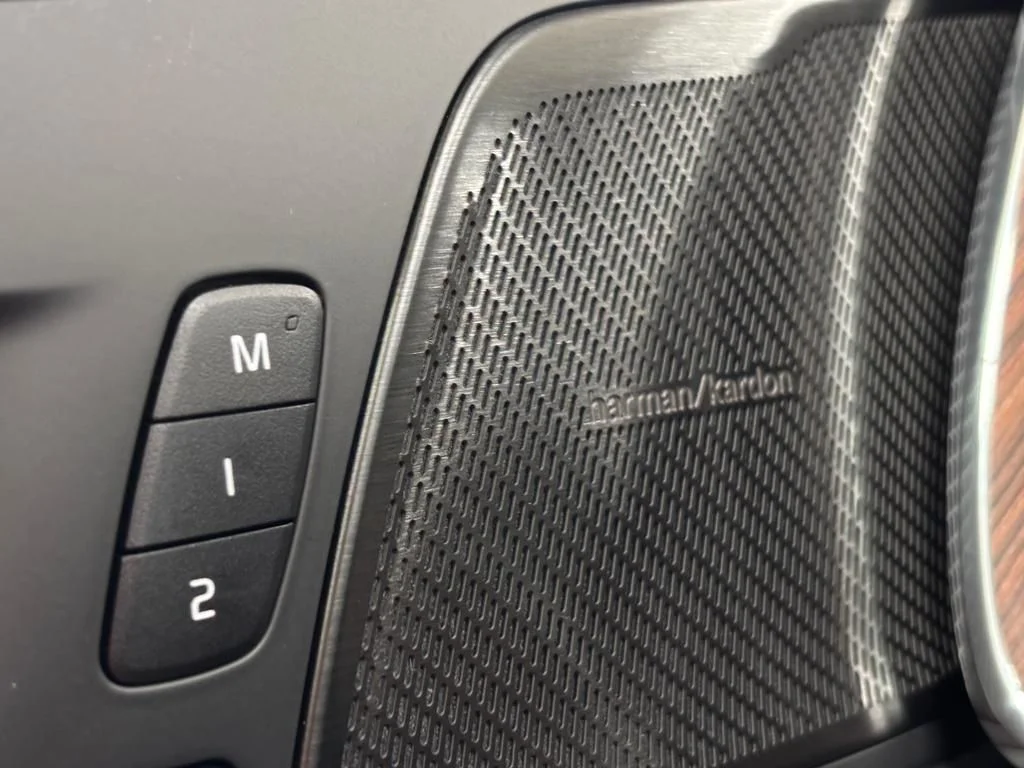 2024 Volvo XC60 Plus - Photo 23