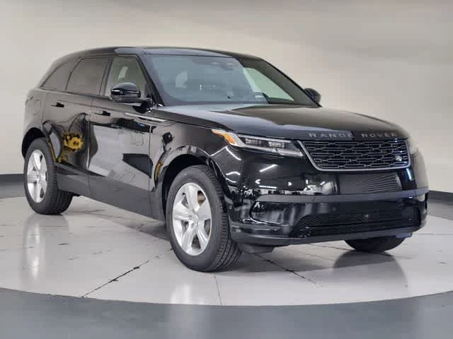 New 2026 Santorini Black Metallic Land Rover S image 8