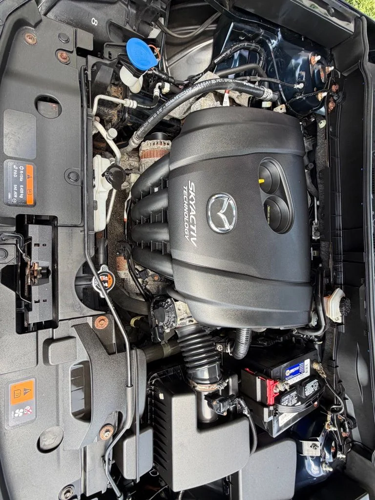 Used 2017 Blue Mazda Touring image 7