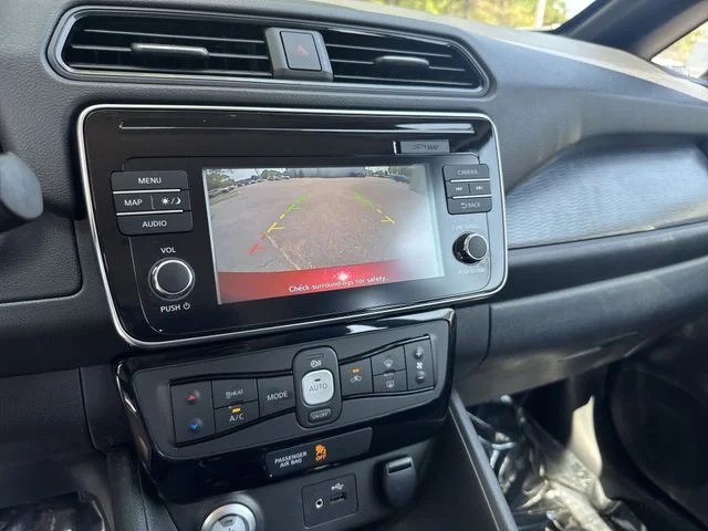 Used 2018 Red Nissan SV image 21