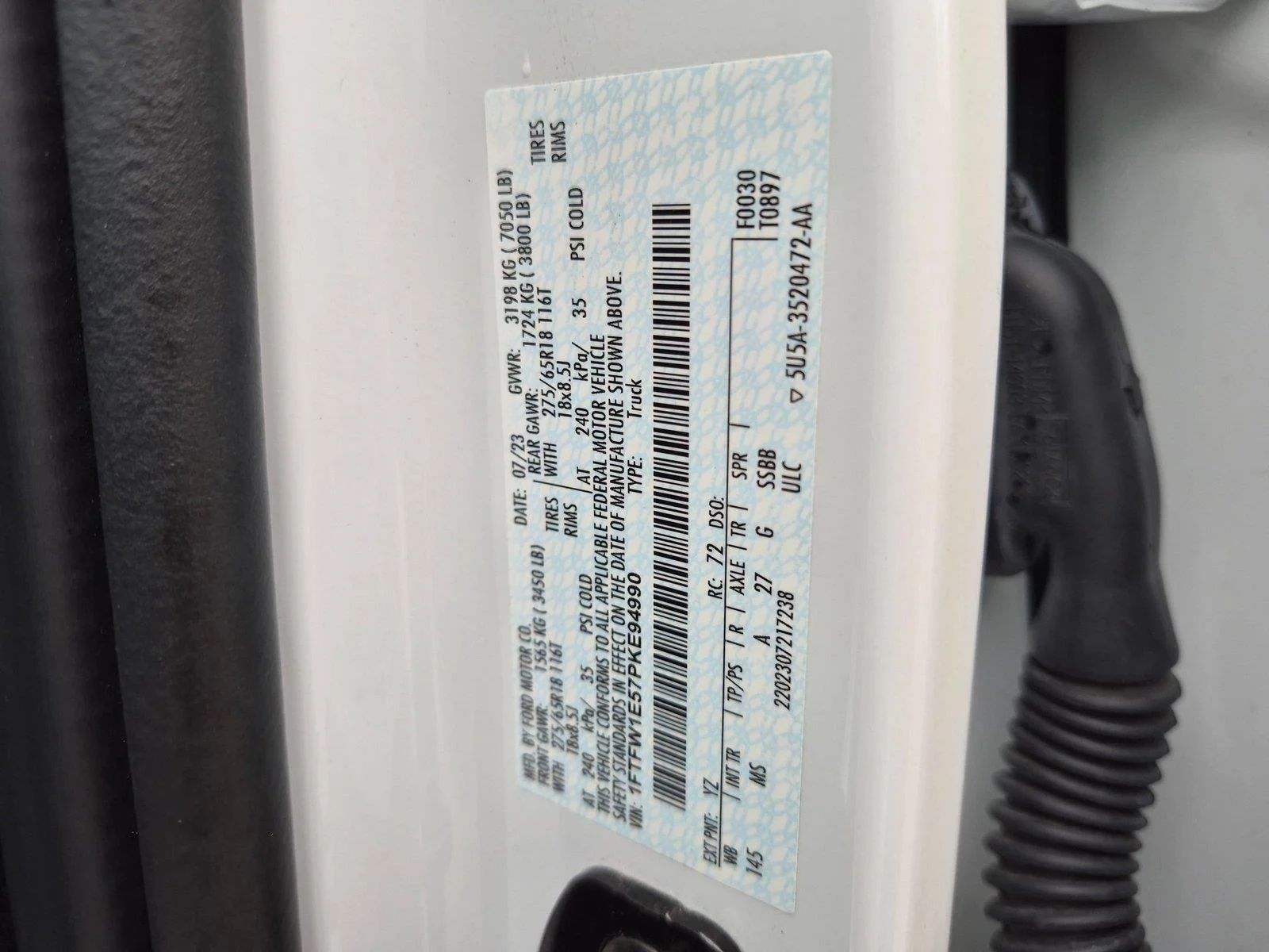 Used 2023 Oxford White Ford XLT image 33