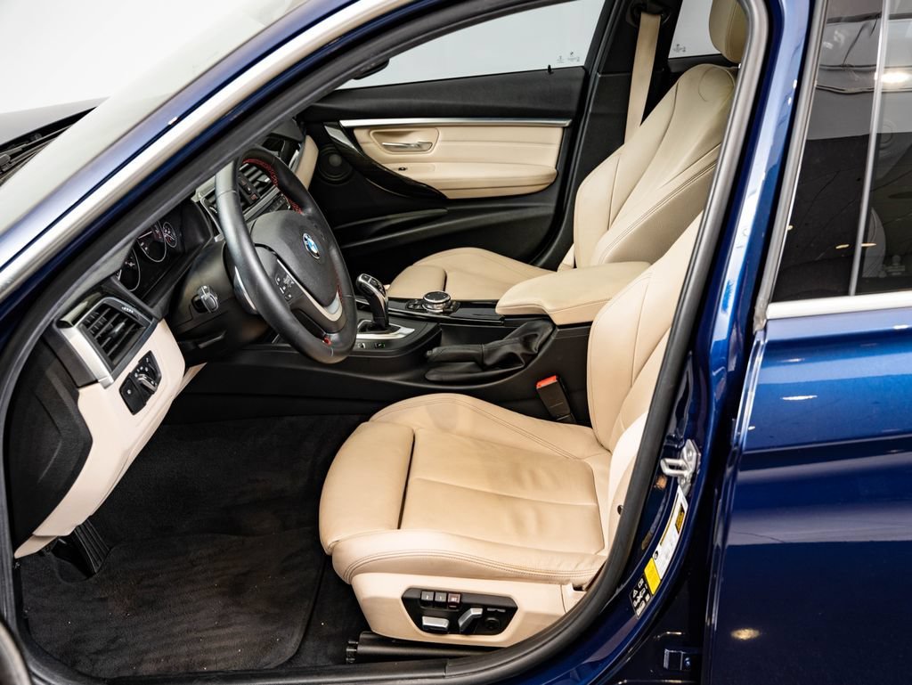 Used 2016 Mediterranean Blue Metallic BMW 328i xDrive image 23