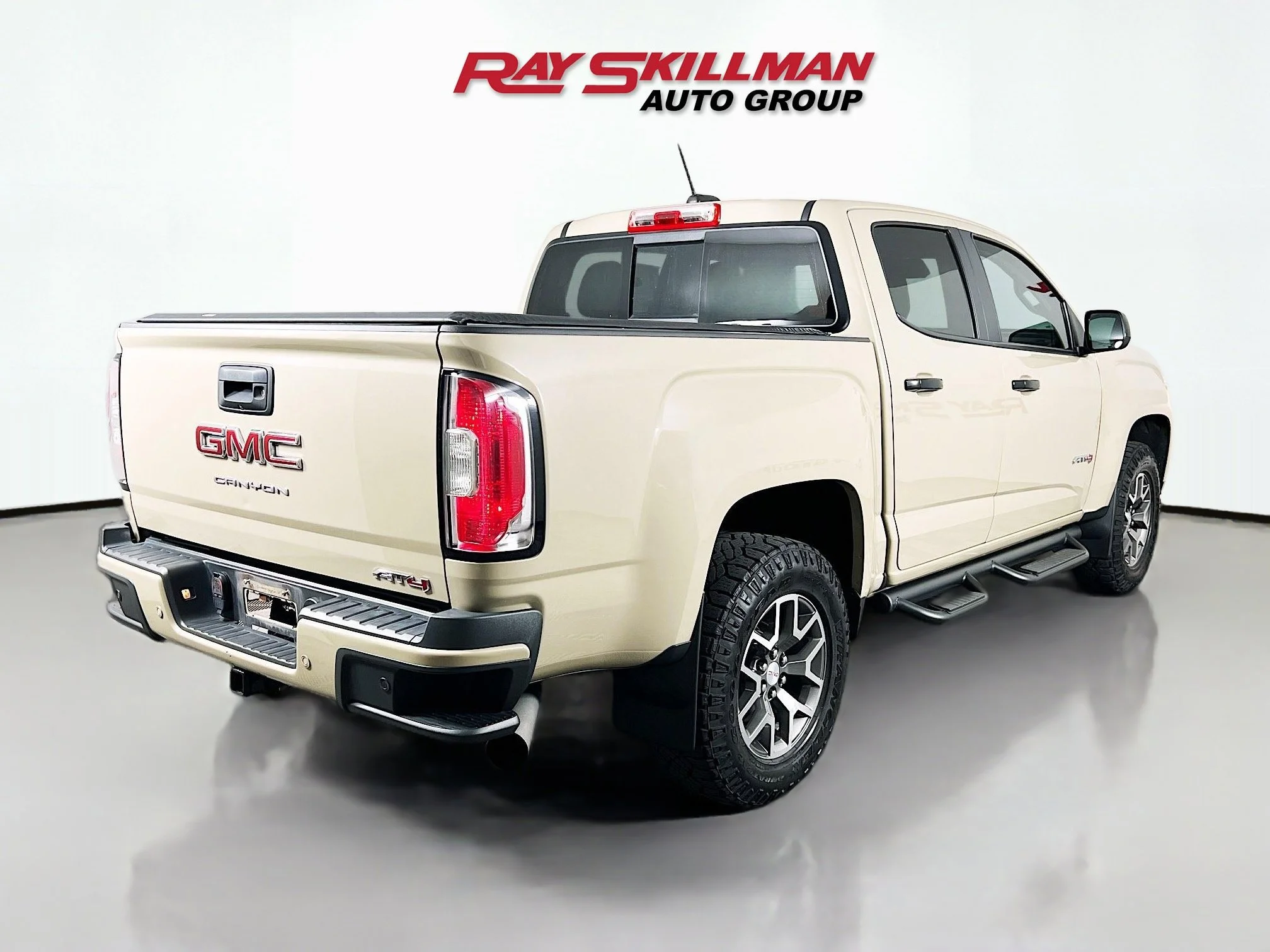 Used 2021 Desert Sand Metallic GMC 4WD AT4 W/CLOTH image 7