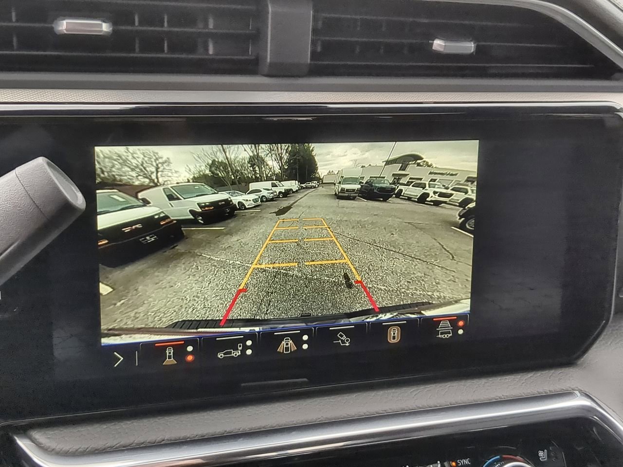 2026 GMC Sierra 2500HD Denali - Photo 15