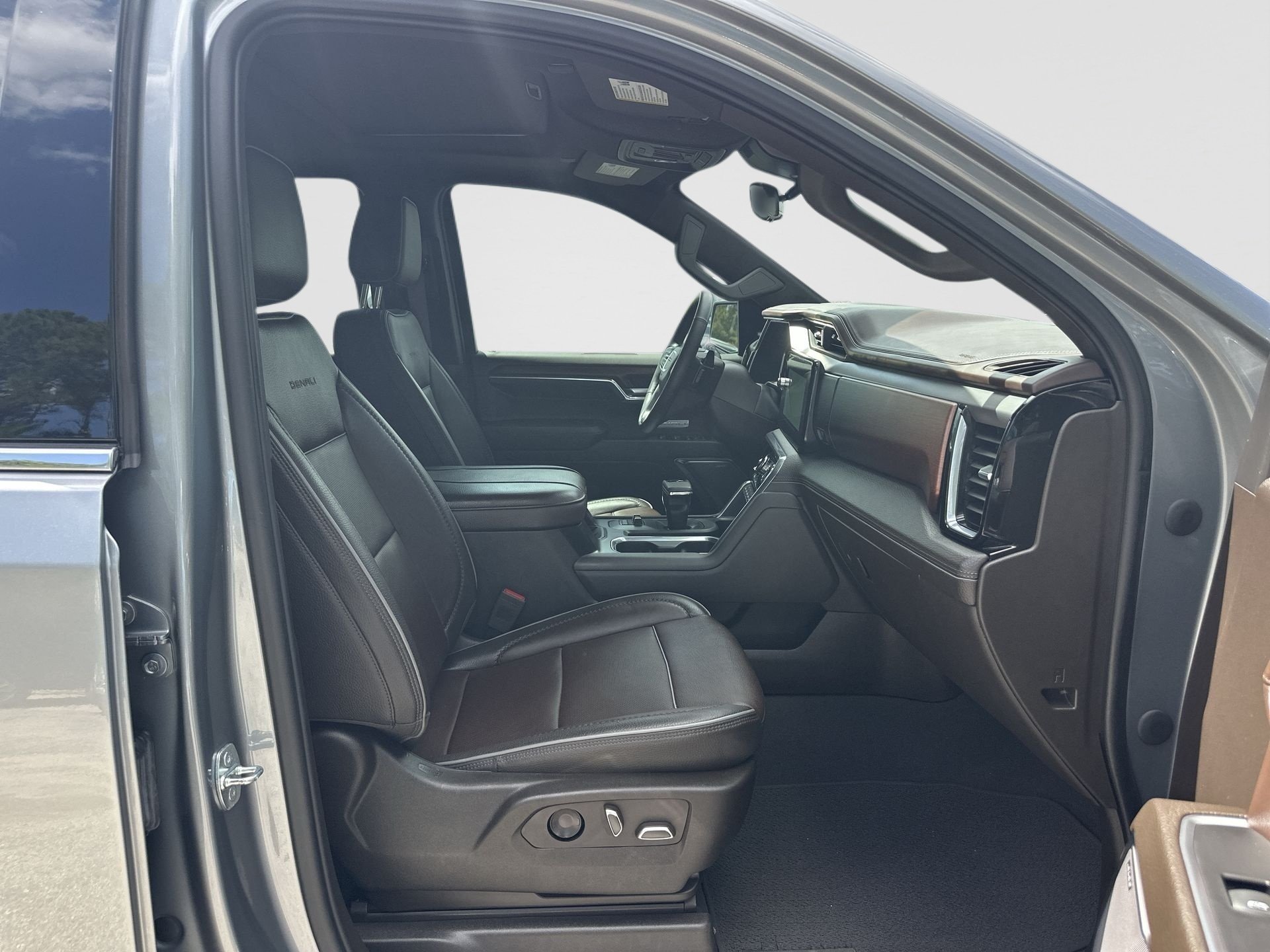Certified Used 2023 STERLING METALLIC GMC Denali image 28