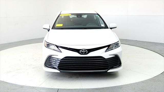 2023 Toyota Camry LE - Photo 8
