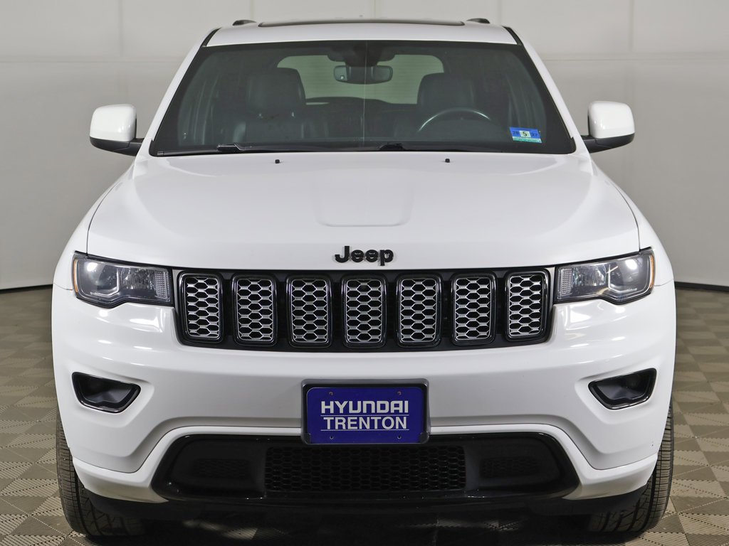 2020 Jeep Grand Cherokee Altitude - Photo 11