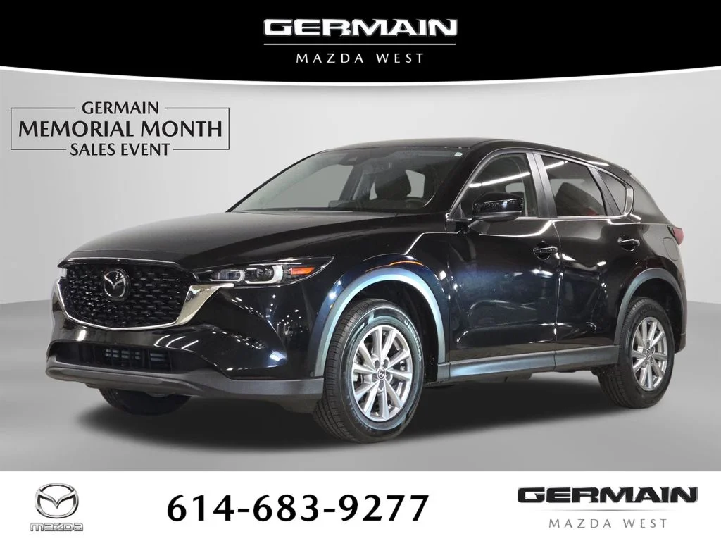2023 Mazda CX-5 S Preferred package Auto AWD's photo
