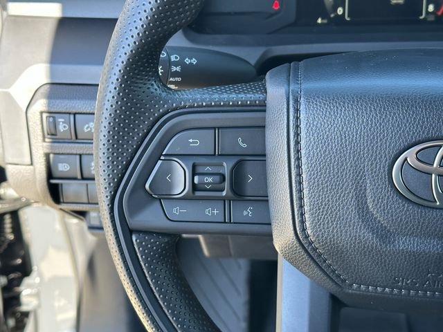 2026 Toyota Tacoma SR5 - Photo 13